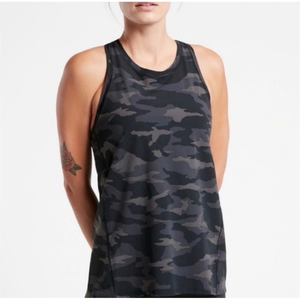 Athleta Ultimate Camo Train Tank Womens Medium Black Grey Racerback Activewear